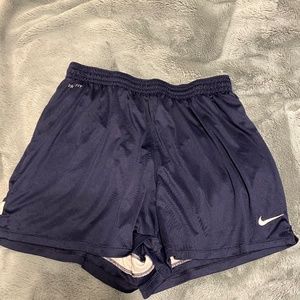 Shorts - athletic